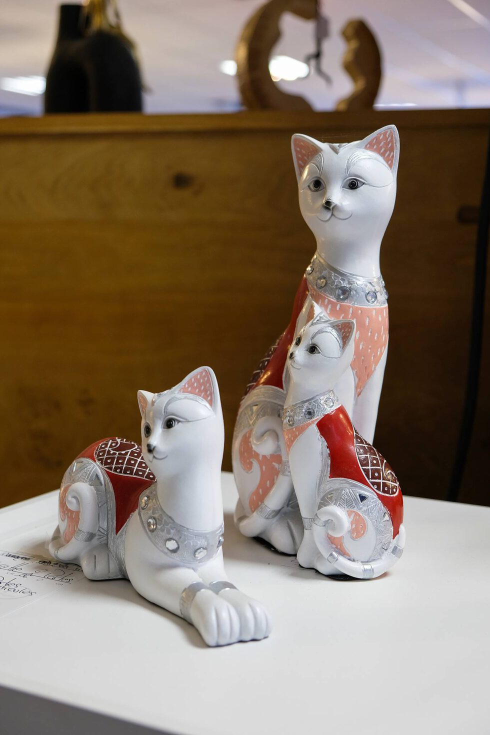 Décoration à poser disponibles dans votre magasin meubles et décoration à Ugine (73)