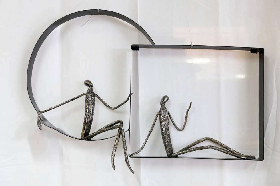 Décoration métal à suspendre à retrouver dans votre magasin meubles et décoration à Ugine (73)