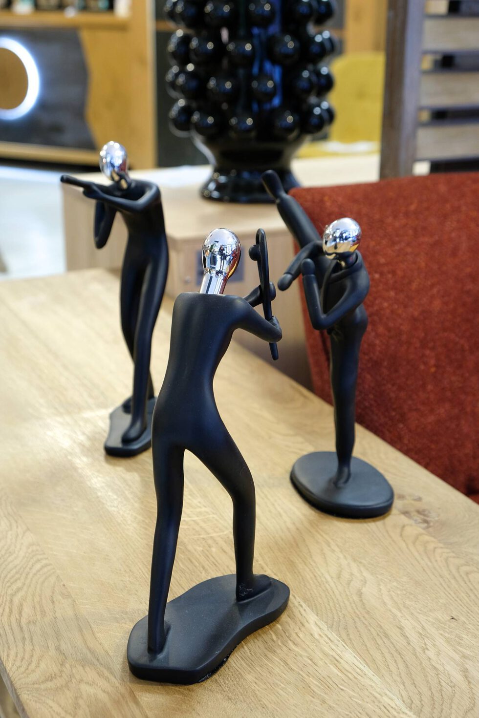 Décoration à poser disponibles dans votre magasin meubles et décoration à Ugine (73)